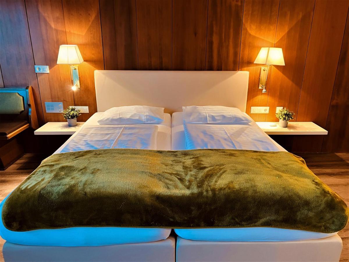 Hotel Montana Telfes im Stubai Exterior photo